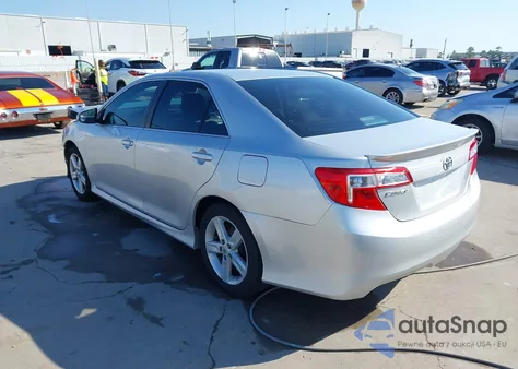 2012 Toyota Camry Se z USA, uszkodzony, nr VIN 4T1BF1FK9CU114786
